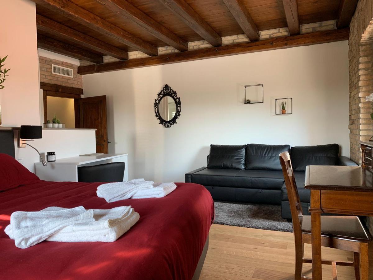 B&B La Corte Dei Vizi Clauiano 외부 사진